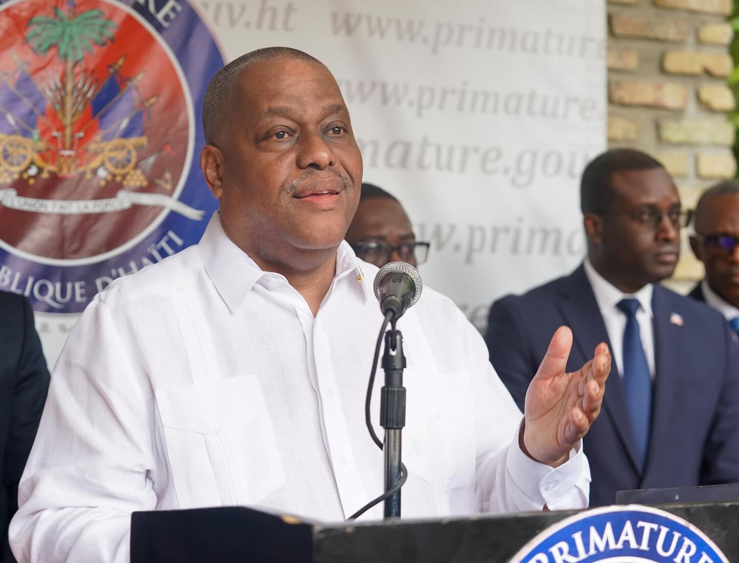 Le Premier ministre Garry Conille annonce des mesures pour combattre la corruption dans l'administration publique